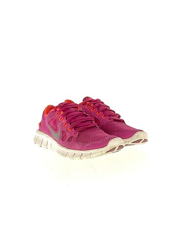 Nike Nike Spor Ayakkabı %70 İndirimli.