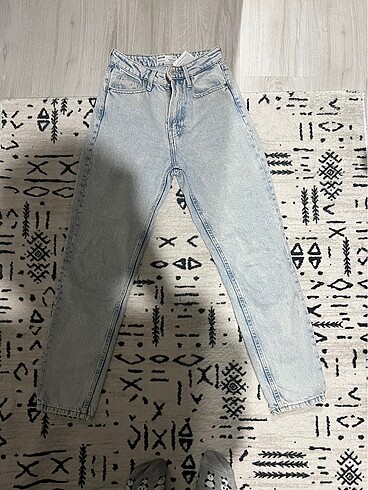 Bershka buz mavisi mom jean