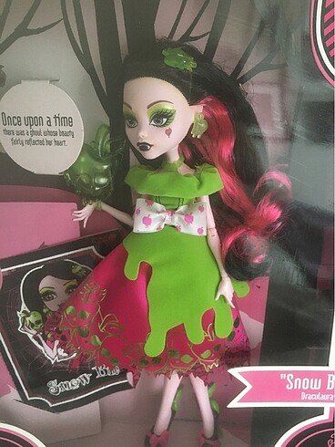 Monster high snow bite