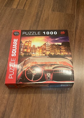 1000 Parça Kırmızı Temalı Puzzle