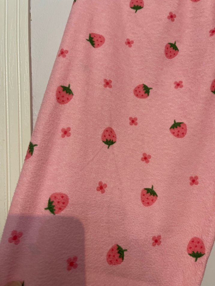 Çilek Desen Pijama Takımı - Görsel 5