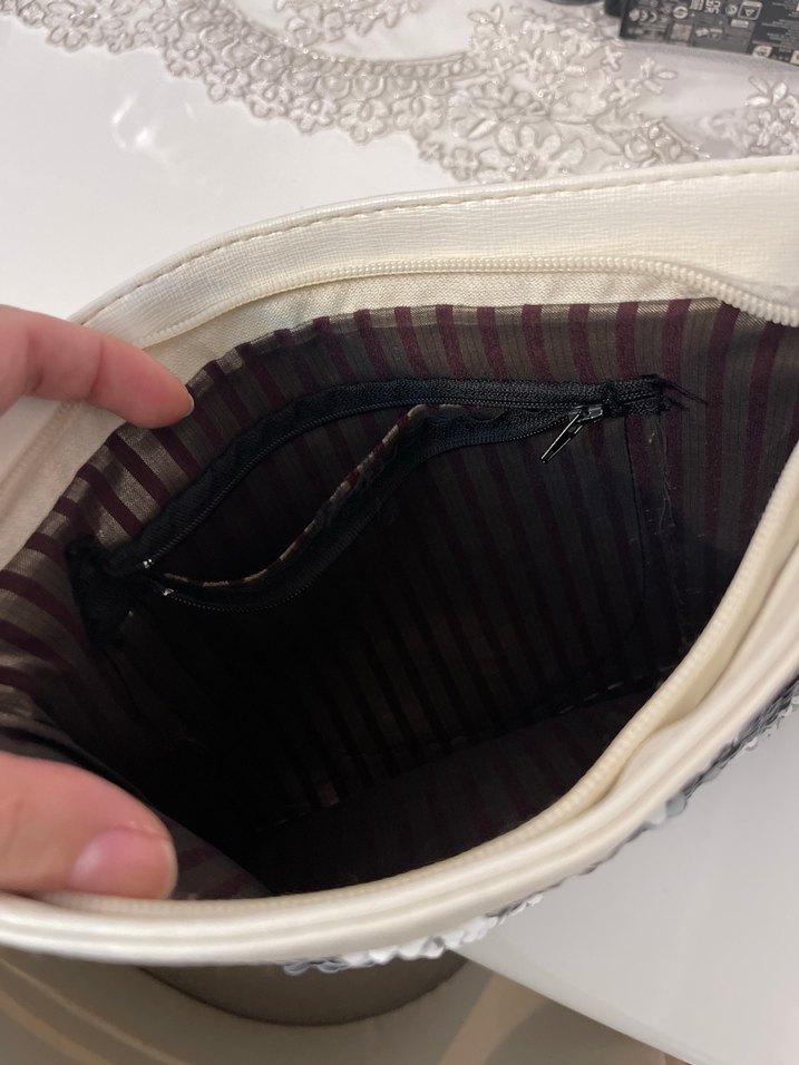 Siyah Beyaz Pullu Payet Portföy Çanta - Görsel 2