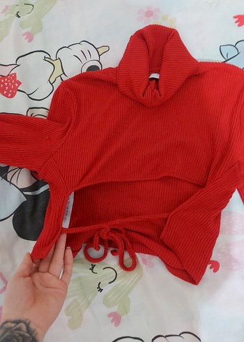 Kırmızı Boğazlı Uzun Kollu sırt dekolteli bluz - Görsel 3