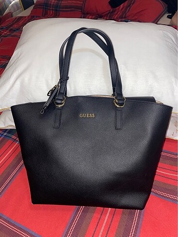 Guess Kol çantası