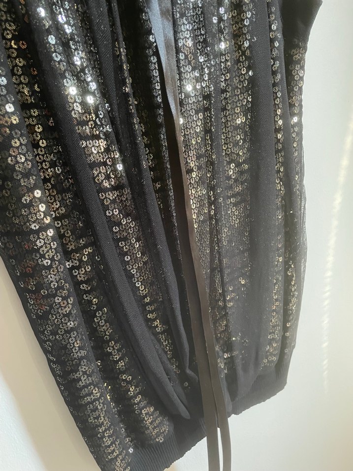 Siyah Mini Fırfırlı bluz - Görsel 5