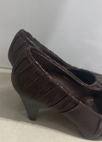 Kahverengi Pileli Stiletto Topuklu Kadın Ayakkabı - Görsel 5