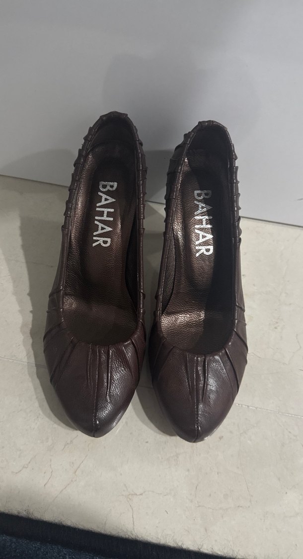 Kahverengi Pileli Stiletto Topuklu Kadın Ayakkabı - Görsel 4