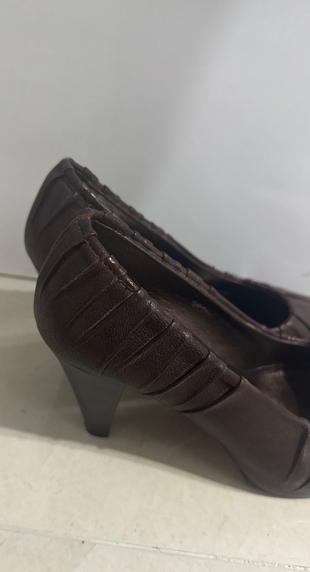 Kahverengi Pileli Stiletto Topuklu Kadın Ayakkabı - Görsel 5