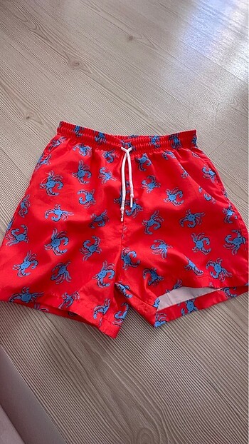 Nike Kids 9-10 yaş deniz şortu