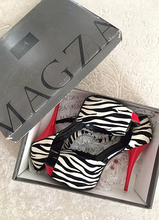 #zebra desenli platform topuklu