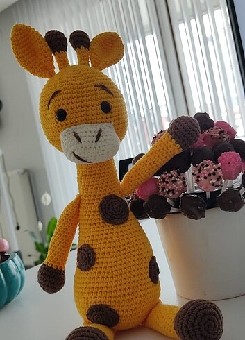 Beden Zürafa amigurumi oyuncak