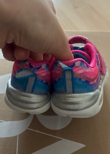 Kız Çocuk Renkli Tie-Dye Skechers Spor Ayakkabı - Görsel 2