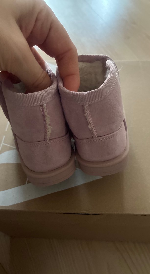 Kız Çocuk Pembe Kürklü Bot - Görsel 2