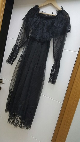 siyah tüllü elbise 