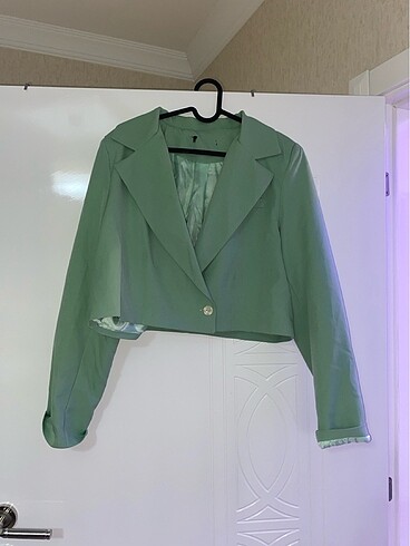 Crop ceket