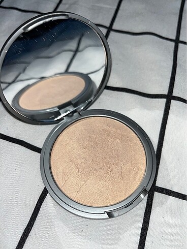Beden Renk Açık renk highlighter