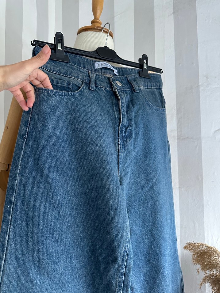 Bol paça yüksek bel jean - Görsel 4