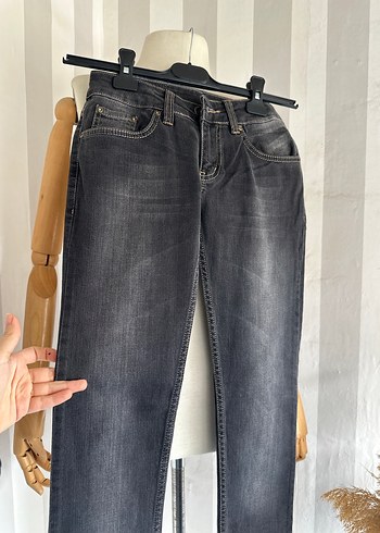 Düşük bel dar paça jean - Görsel 4