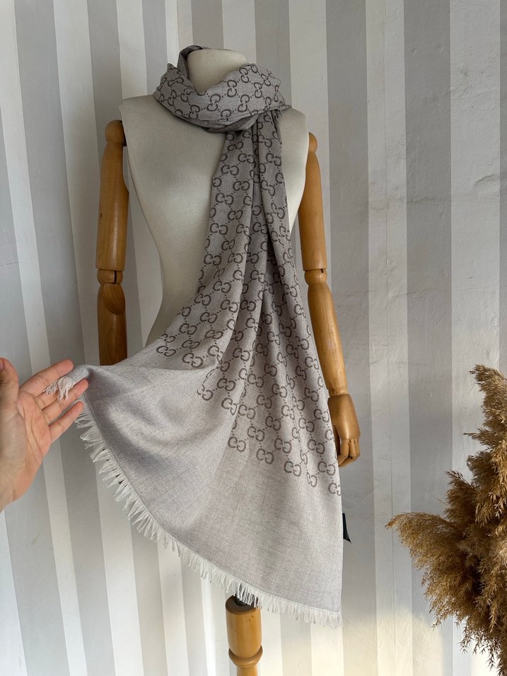 Gucci yün ipek şal - Görsel 5