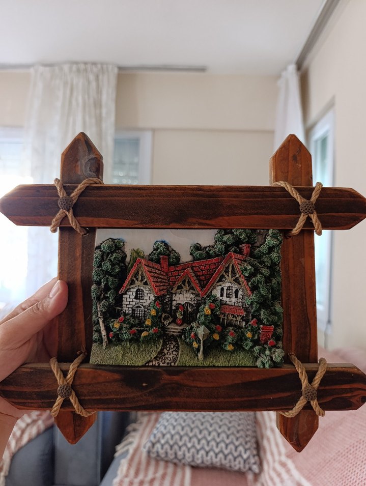 Ahşap Çerçeveli Oyma Taştan Köy Evi Tablosu - Görsel 3