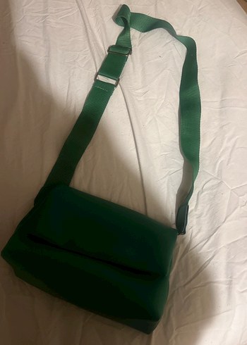 Kadın Yeşil Kemerli Spor Clutch Çanta - Görsel 3