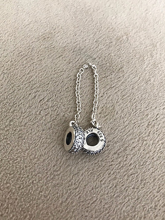 Pandora Pandora charm 