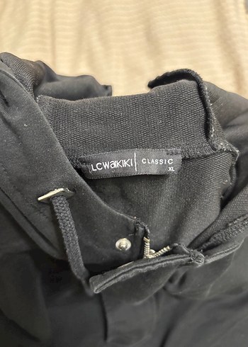 Siyah Kapüşonlu Sweatshirt - Görsel 2