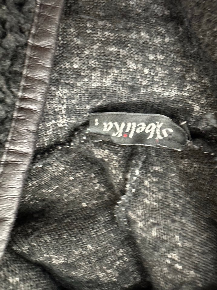 Gri Uzun Kadın Ceket Kürklü Detaylı - Görsel 3