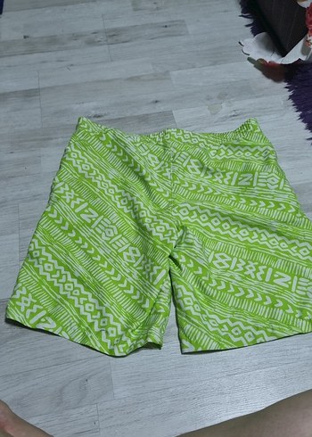 Erkek Çocuk Yeşil Desenli Mayo Şortu - Görsel 2