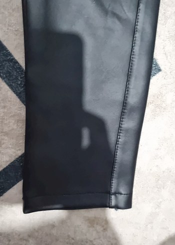 Kadın Siyah Deri  Tayt - Görsel 2