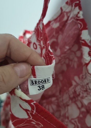 Kırmızı Çiçek Desenli İnce Askılı Elbise - Görsel 4