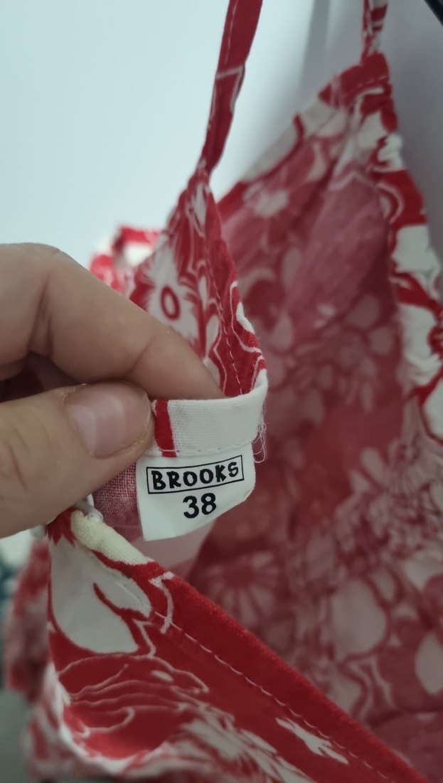 Kırmızı Çiçek Desenli İnce Askılı Elbise - Görsel 4