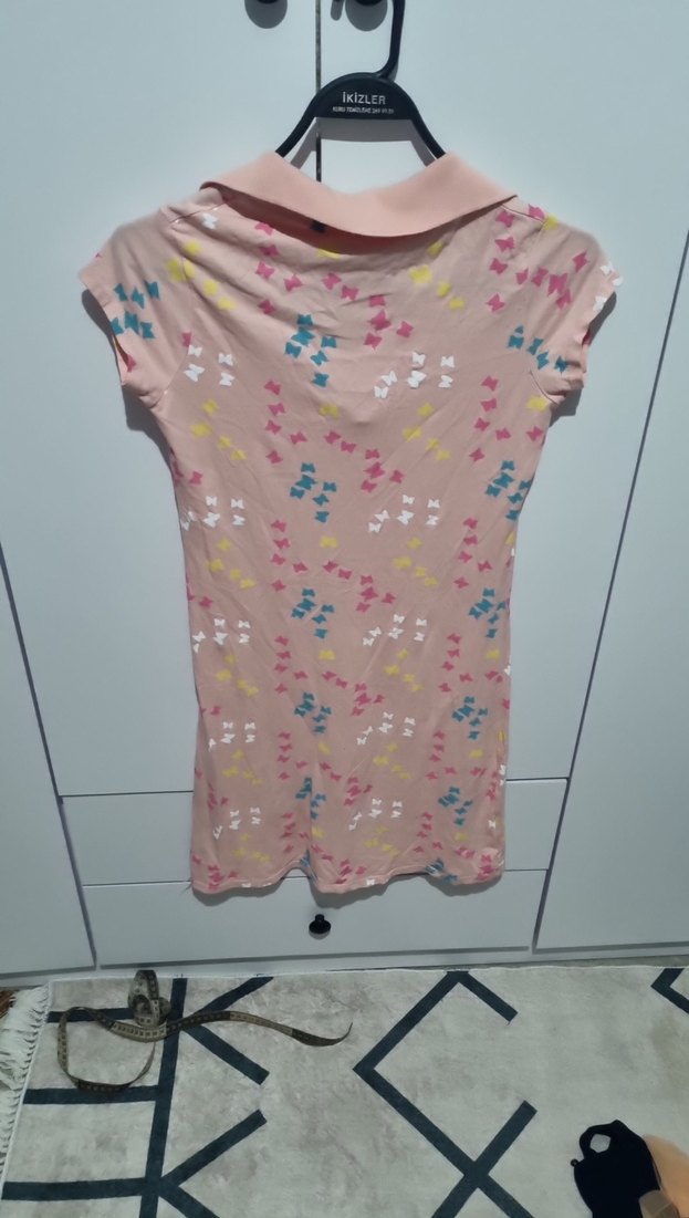 Pembe Kelebek Desenli V Yaka elbise - Görsel 4