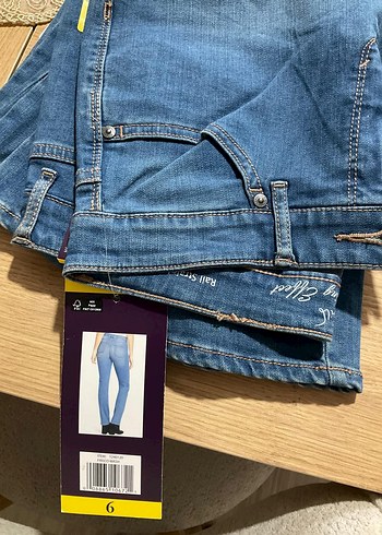 Kadın Mavi Denim Kemerli Midi Jean - Görsel 6