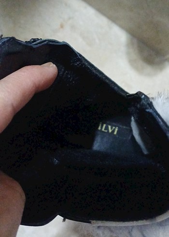 siyah Deri Tüylü Blok Topuklu Kadın Bot - Görsel 4