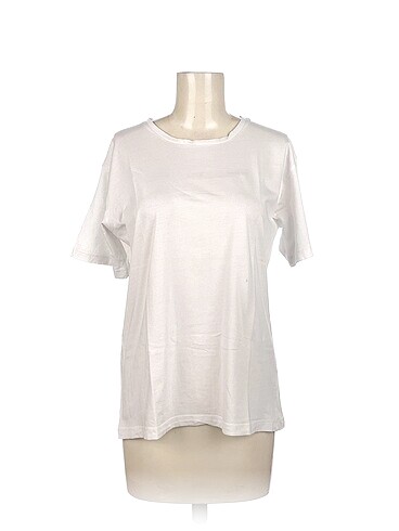 Trendyol & Milla T-shirt %70 İndirimli.