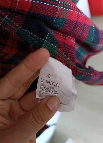 36 Beden kırmızı Renk Ekoseli oversize kadın gömlek ceket