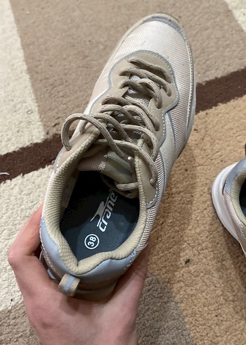 Bej Gri Bağcıklı Kadın Dolgu Topuk Spor Ayakkabı - Görsel 4