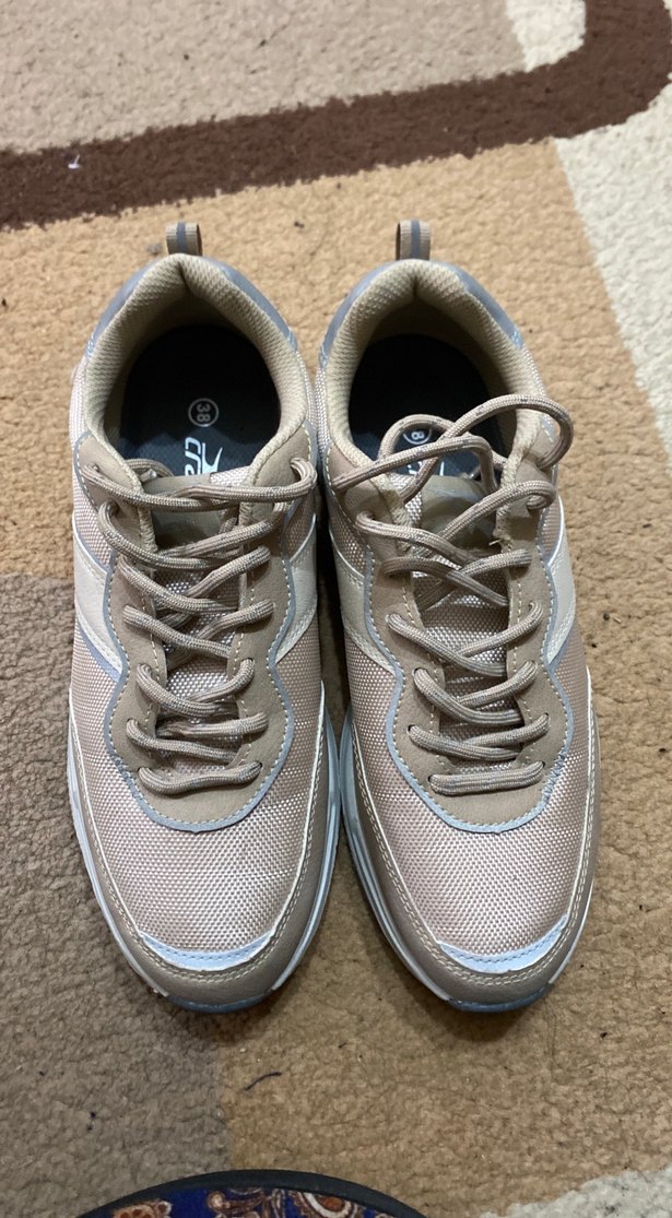 Bej Gri Bağcıklı Kadın Dolgu Topuk Spor Ayakkabı - Görsel 2