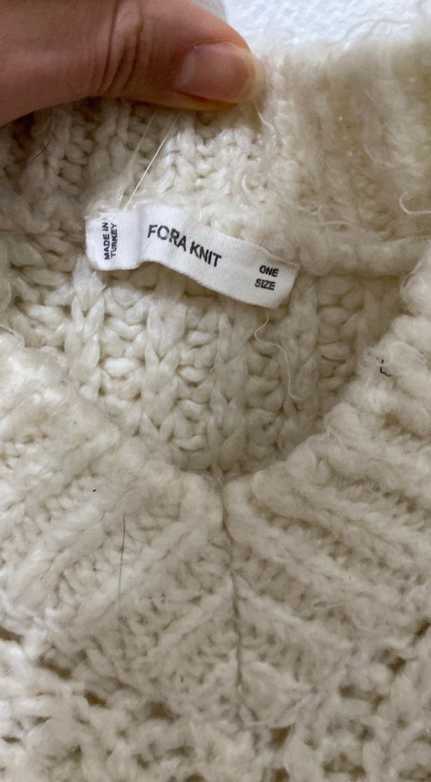 Bej V Yaka Örgü Kadın Kazak - Görsel 2