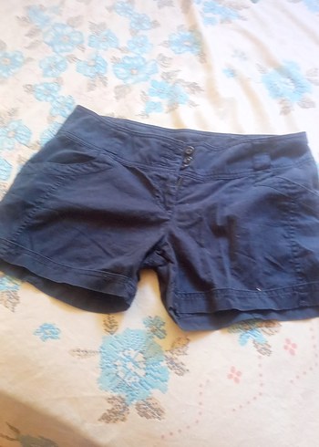 Kadın Lacivert Düğmeli Mini Kot Şort