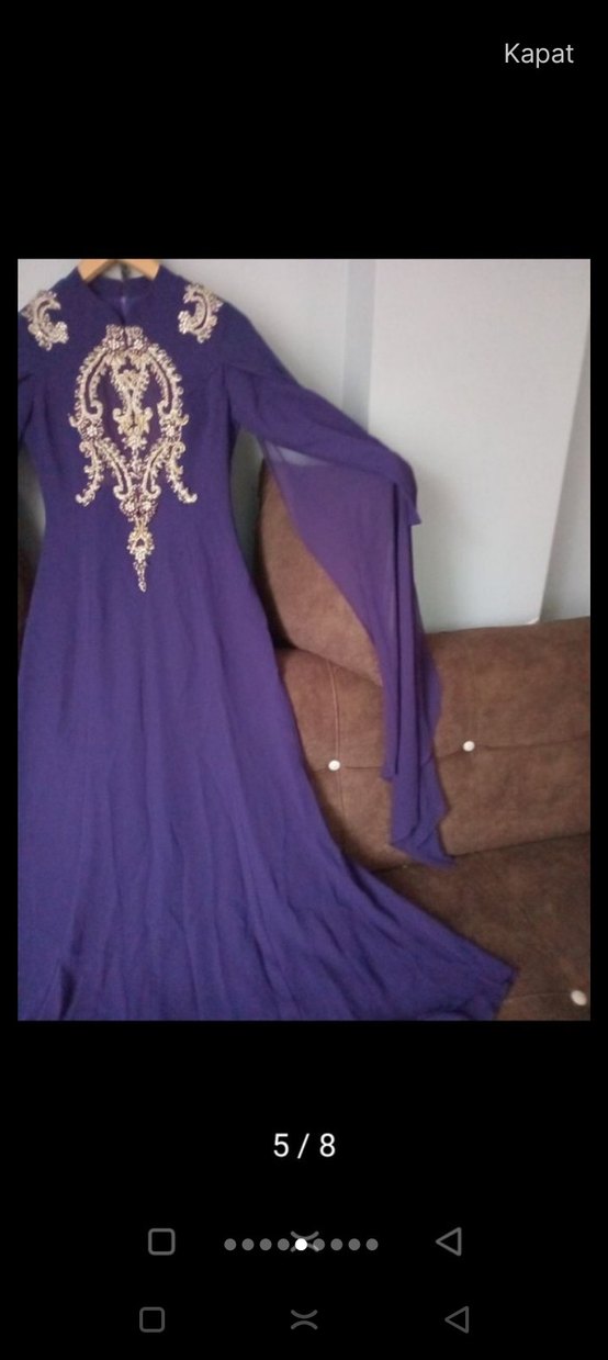 Uzun Kollu Mor İşlemeli Uzun Abiye Elbise - Görsel 4