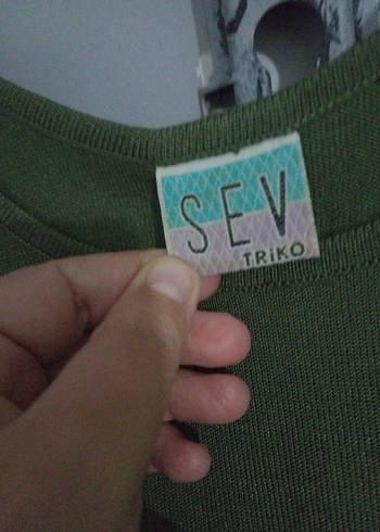 Yeşil V Yaka Kadın Atlet - Görsel 3