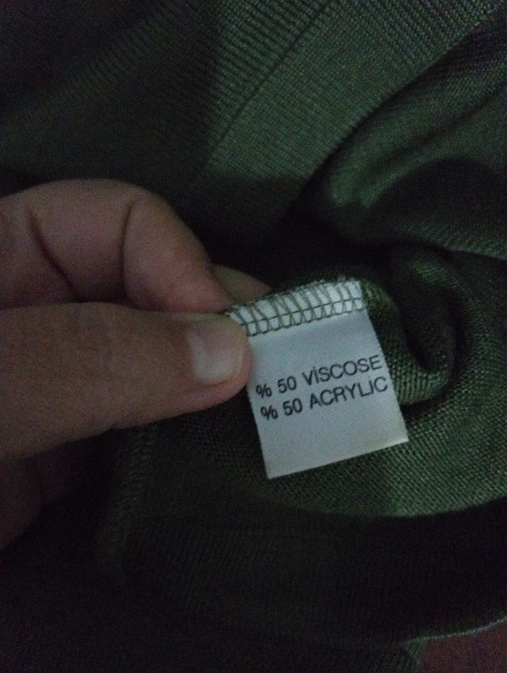 Yeşil V Yaka Kadın Atlet - Görsel 4