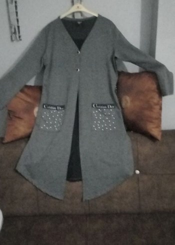 Gri Kadın Uzun Kollu Düğmeli Kaban - Görsel 2