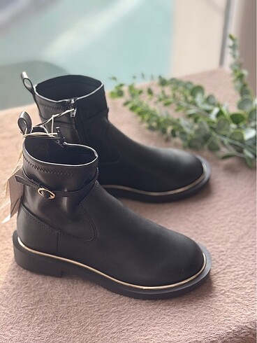 Zara çocuk bot