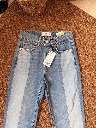 Mango jean