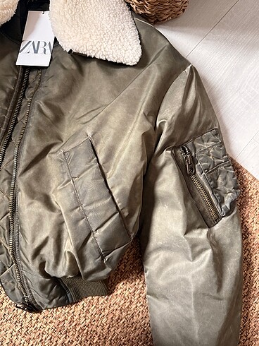 Zara Zara bomber