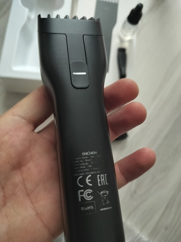 ENCHEN Siyah Saç Kesme Makinesi - Görsel 3