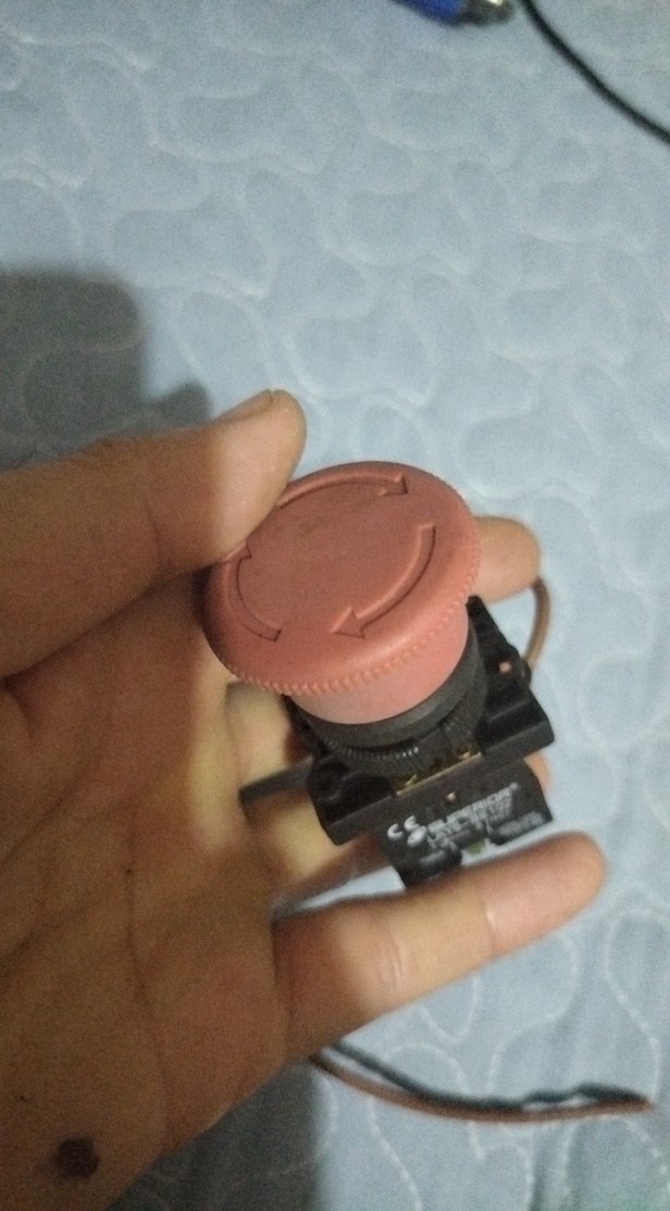 Kırmızı Endüstriyel Acil Durum Butonu - Görsel 2